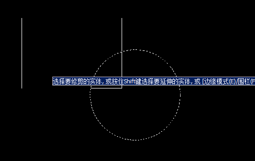 圍欄和窗交命令在CAD中的作用是什么？